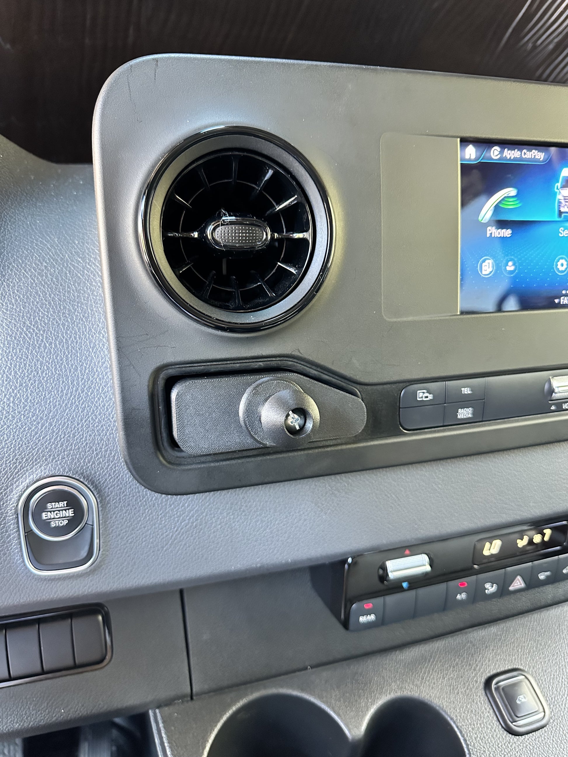 Mercedes-Benz Sprinter Phone Mount