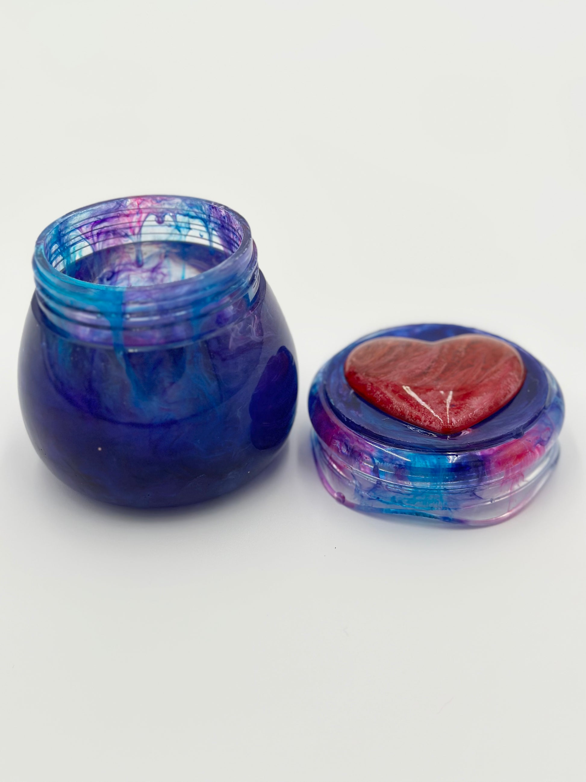 Resin Jar with Screw On Lid